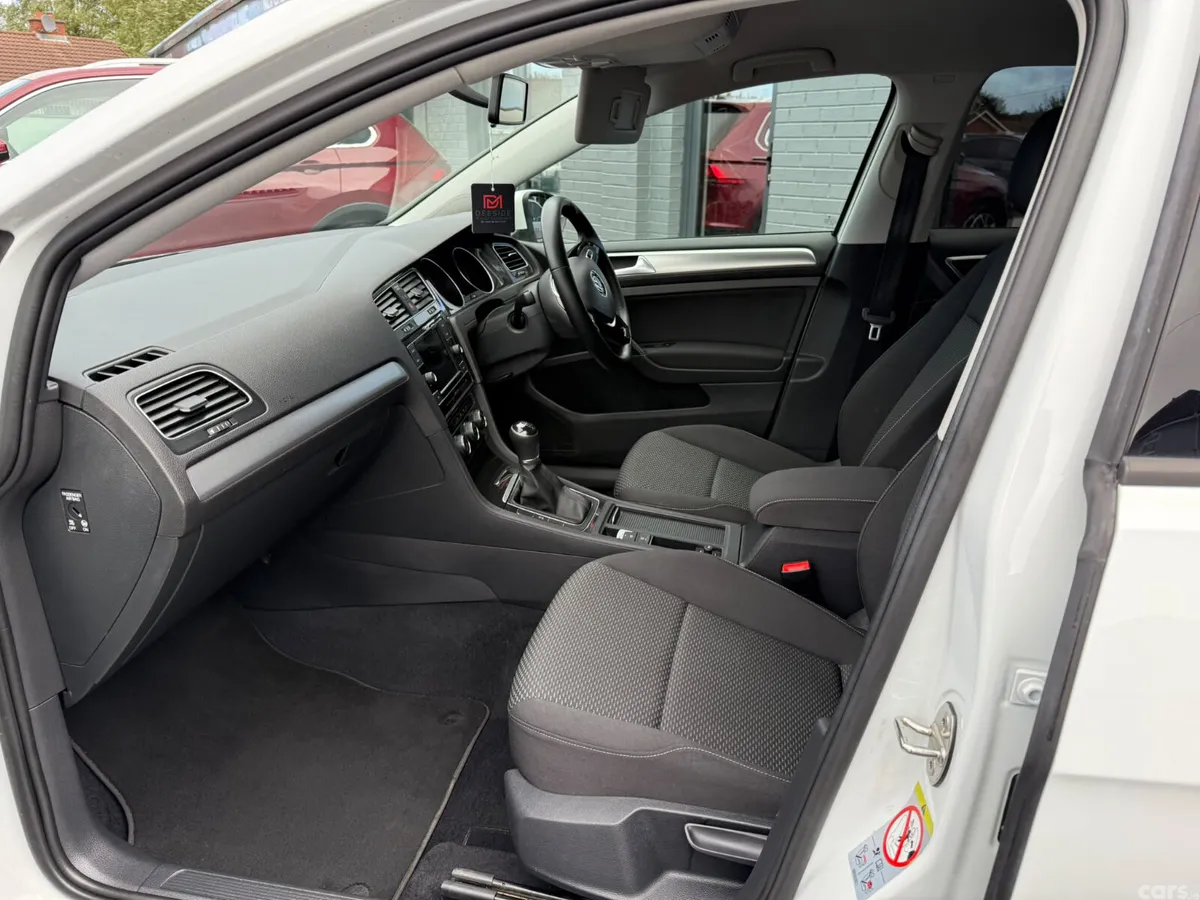 Volkswagen Golf Hatchback, Petrol, 2021, White