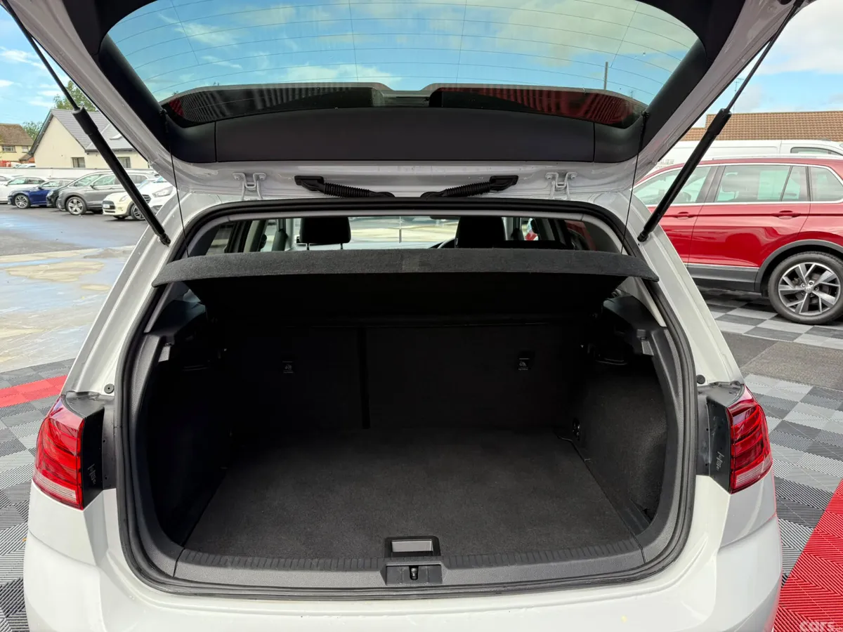 Volkswagen Golf Hatchback, Petrol, 2021, White