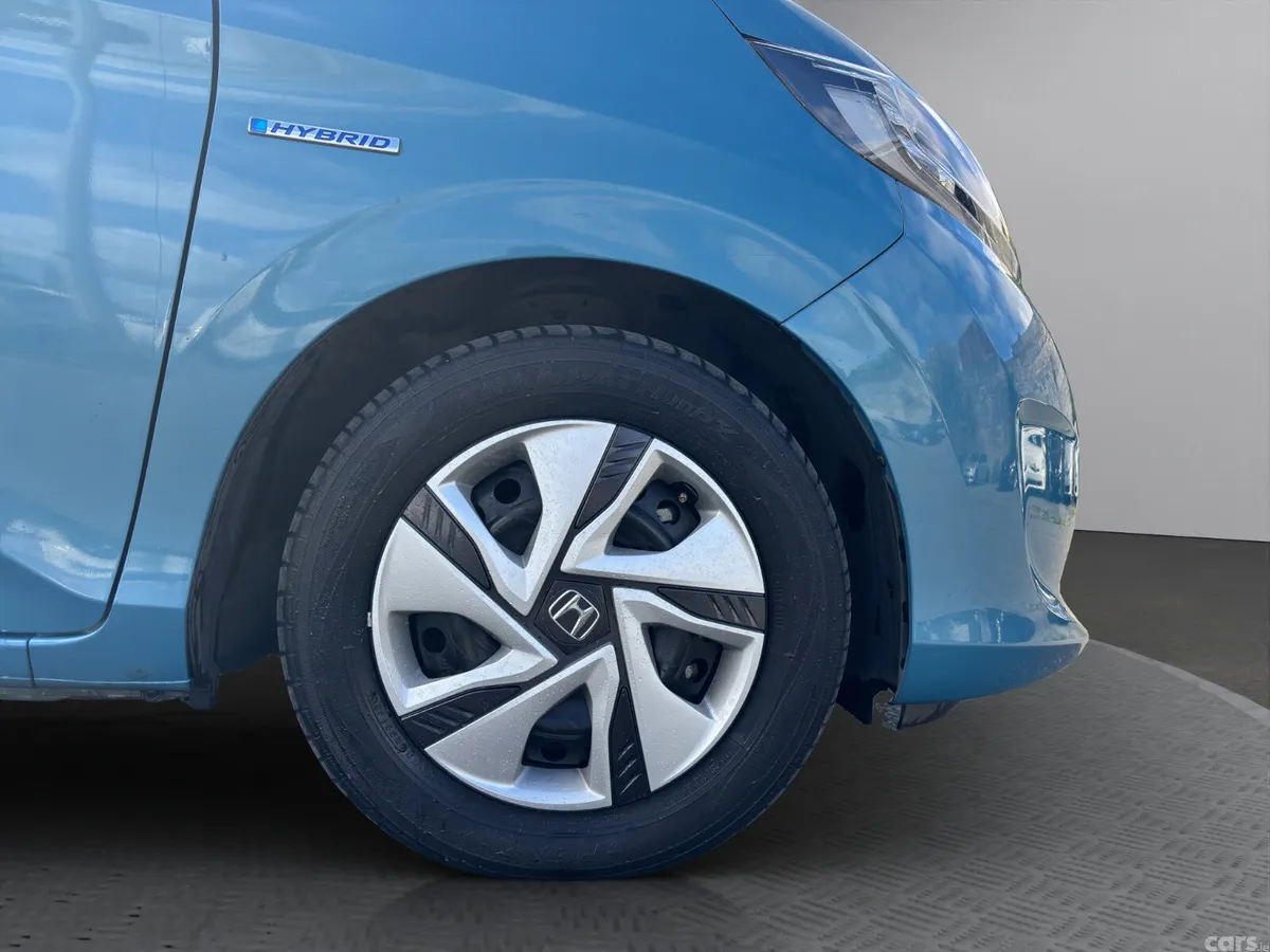 Honda Freed MPV, Petrol Hybrid, 2017, Blue