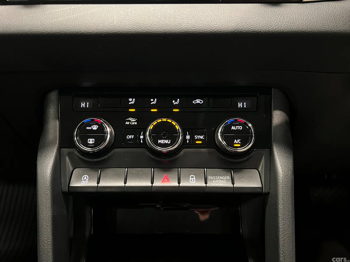 Skoda Karoq SUV, Diesel, 2024, Grey