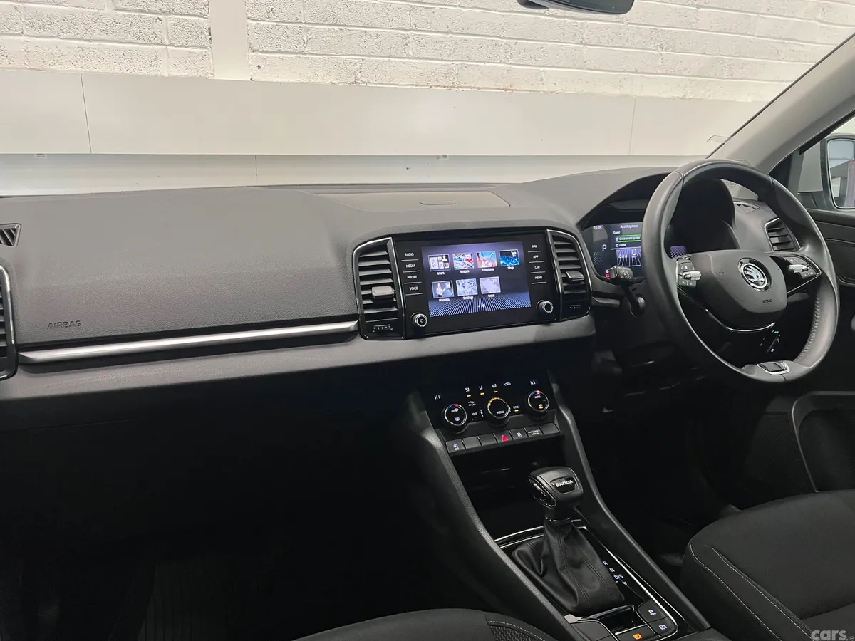 Skoda Karoq SUV, Diesel, 2024, Grey