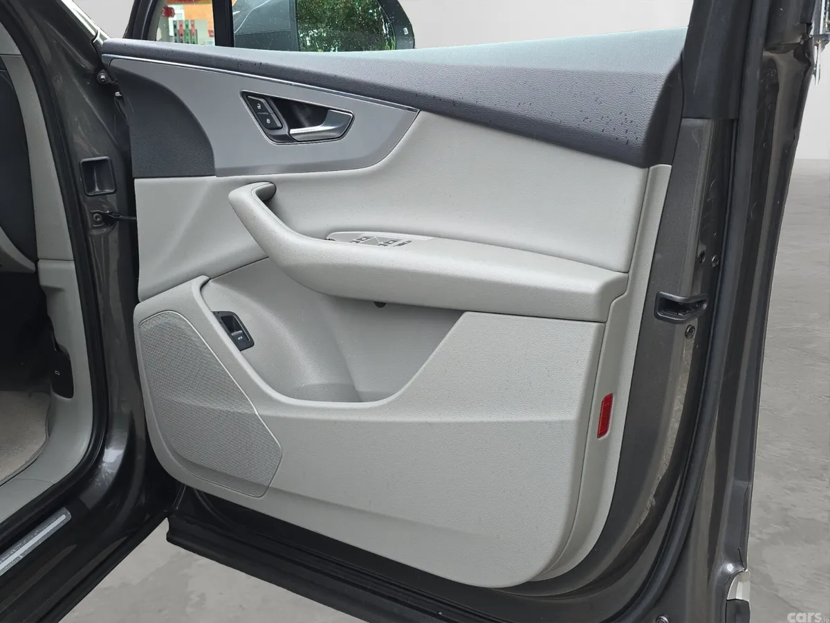 Audi Q7 SUV, Diesel, 2023, Grey