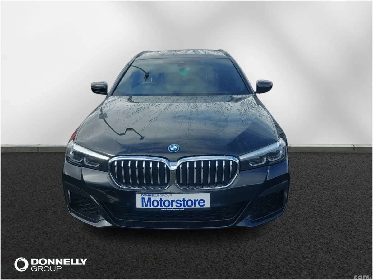 BMW 5-Series Estate, Petrol Hybrid, 2022, Black
