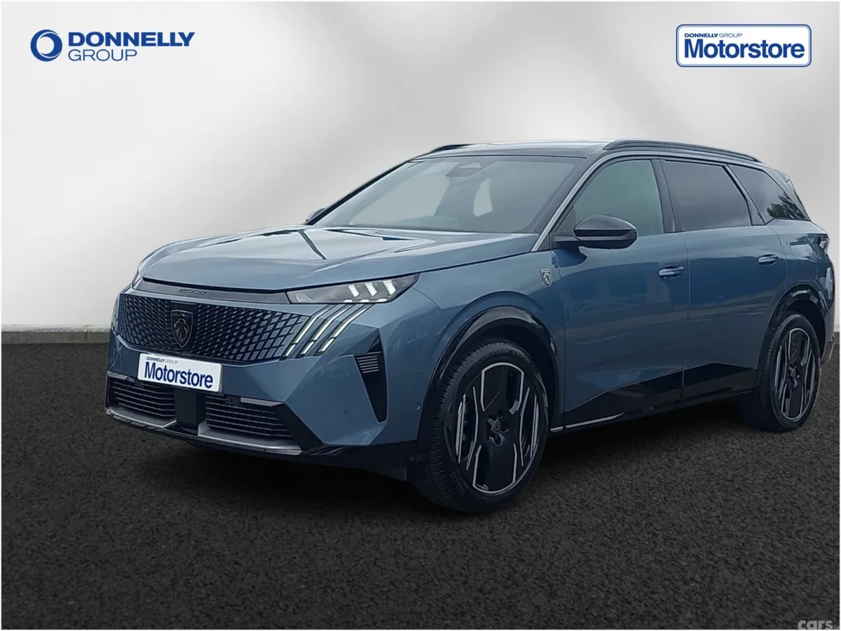 Peugeot 5008 SUV, Electric, 2024, Blue