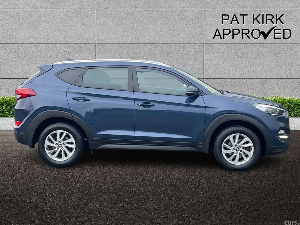 Hyundai Tucson SUV, Petrol, 2018, Blue