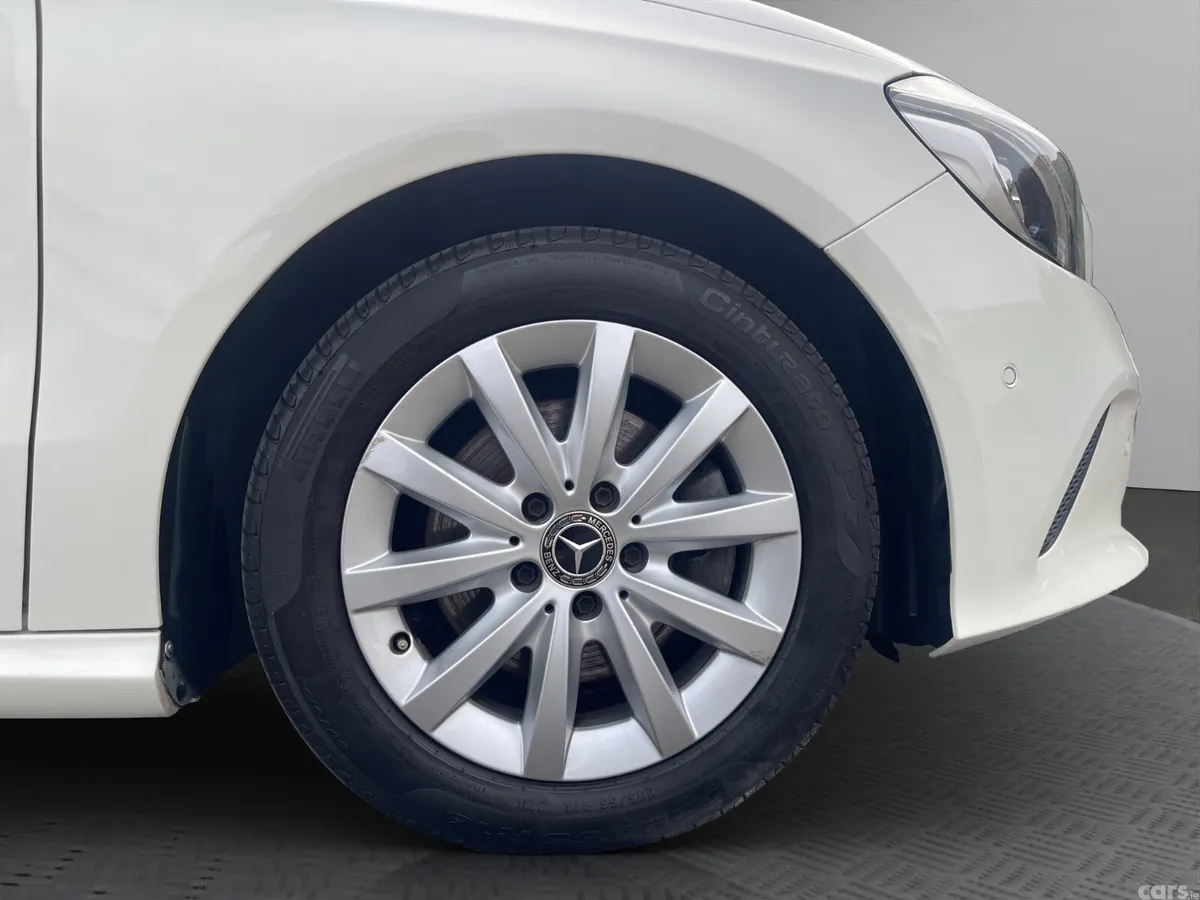 Mercedes-Benz A-Class Hatchback, Petrol, 2017, White