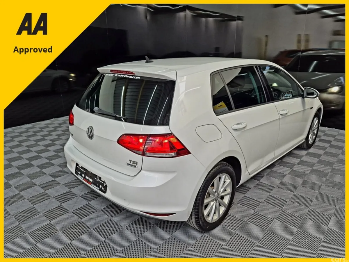 Volkswagen Golf Hatchback, Petrol, 2016, White