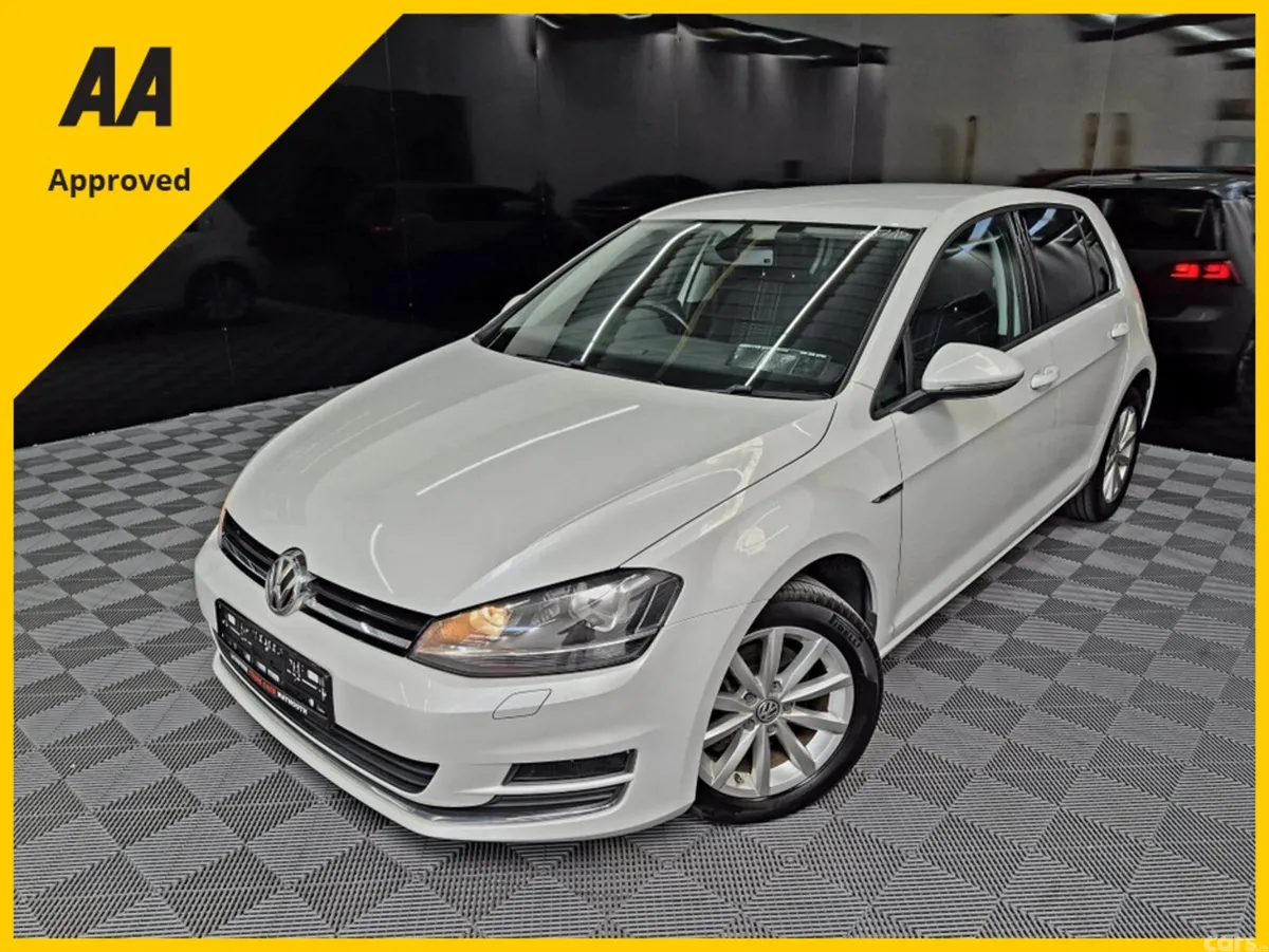 Volkswagen Golf Hatchback, Petrol, 2016, White