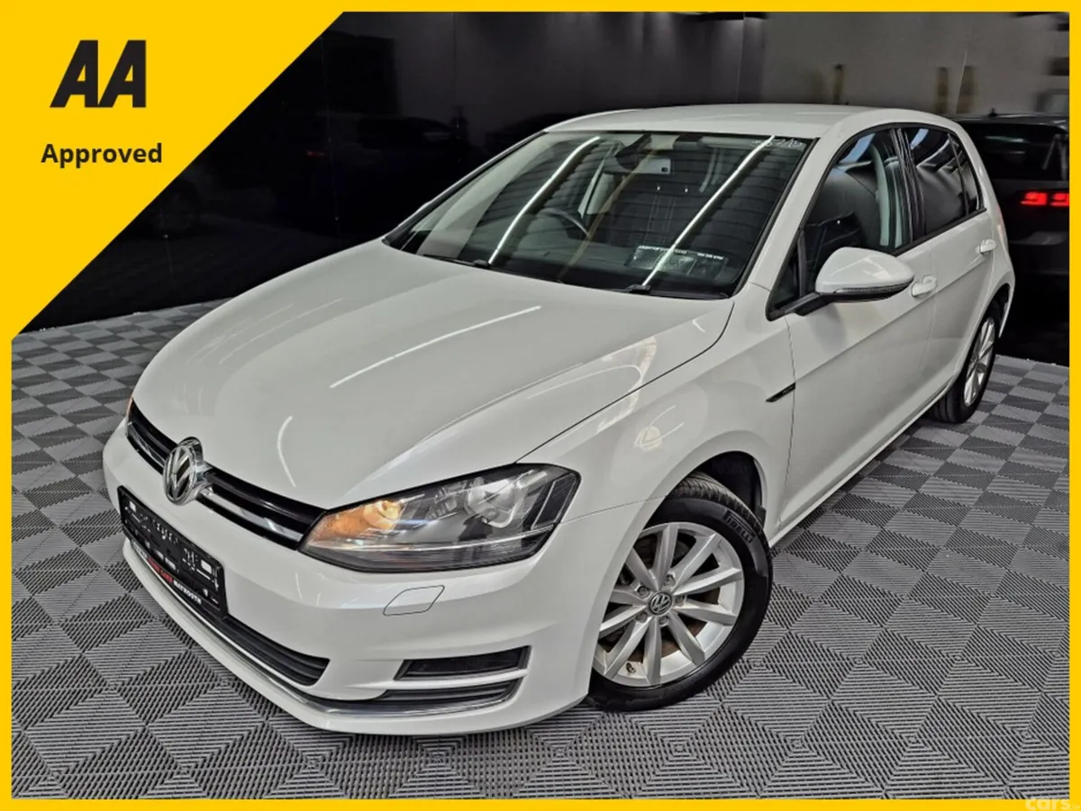 Volkswagen Golf Hatchback, Petrol, 2016, White