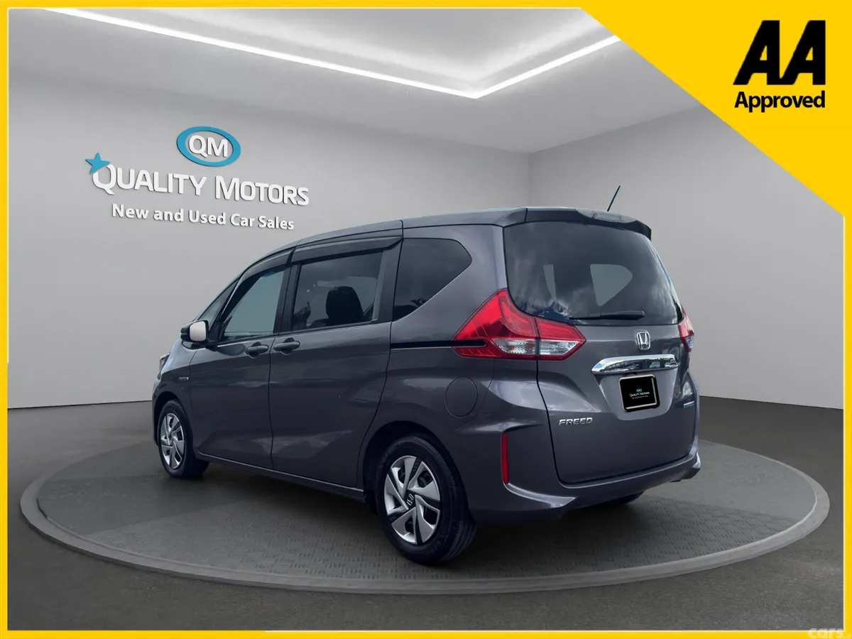 Honda Freed MPV, Petrol Hybrid, 2017, Grey