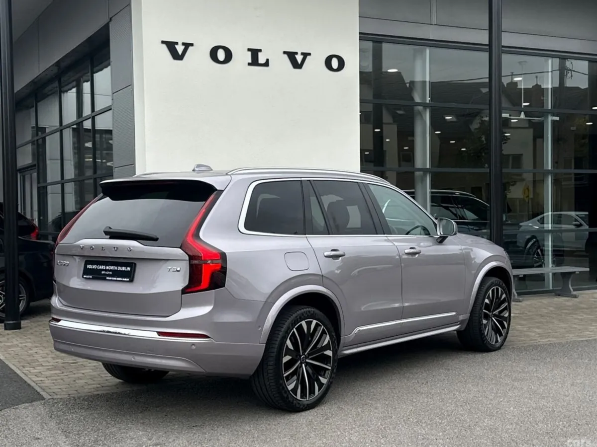 Volvo XC90 SUV, Petrol Plug-in Hybrid, 2025, Silver