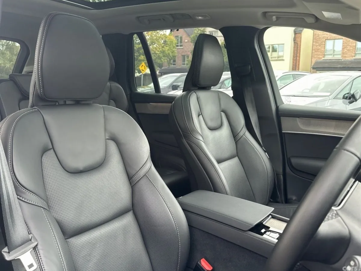 Volvo XC90 SUV, Petrol Plug-in Hybrid, 2025, Silver
