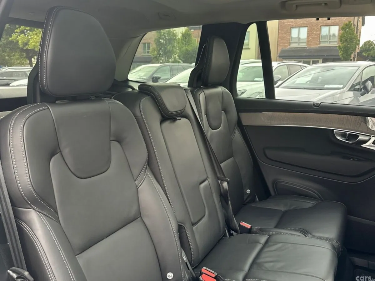 Volvo XC90 SUV, Petrol Plug-in Hybrid, 2025, Silver