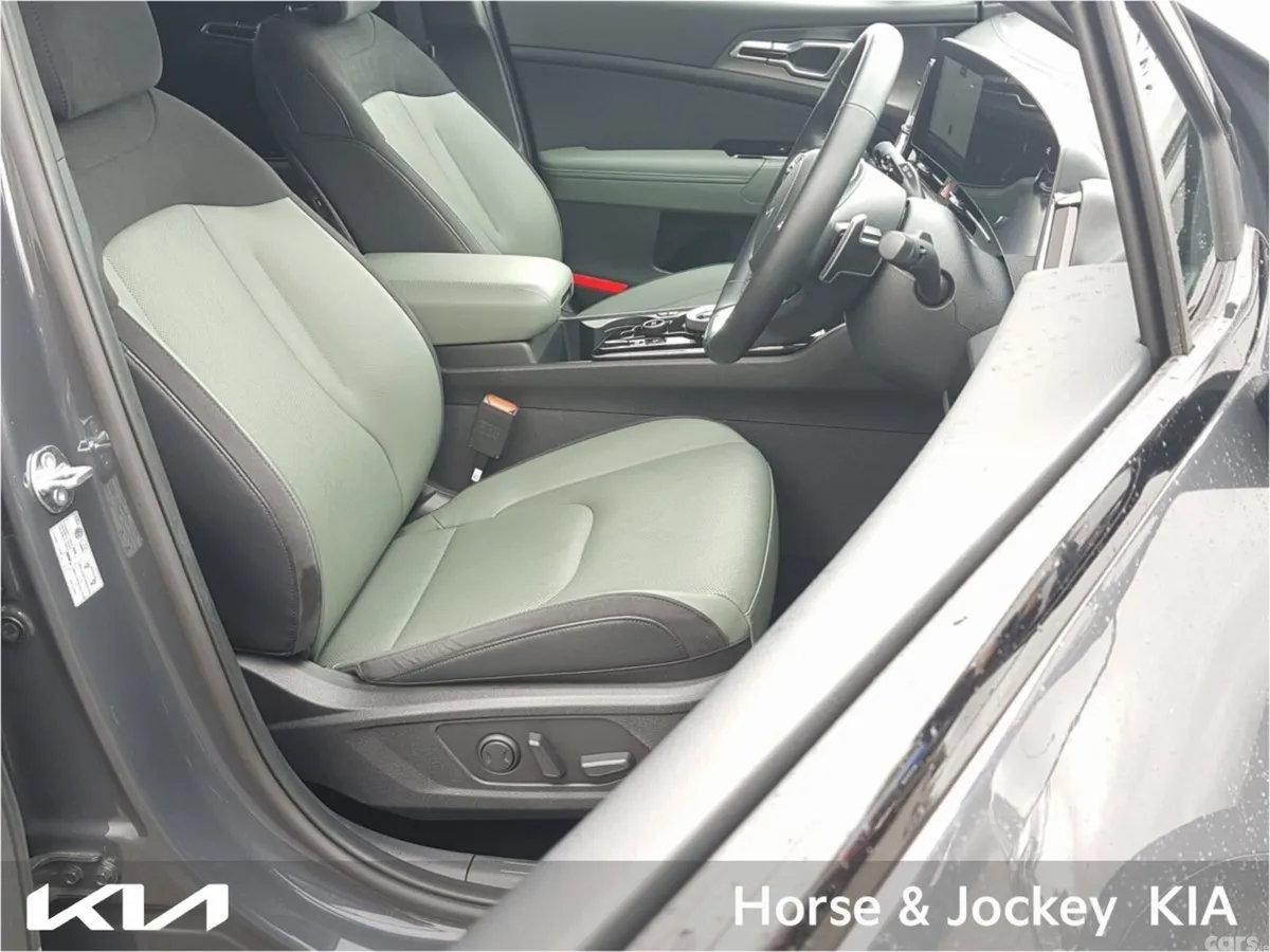 Kia Sportage SUV, Petrol Hybrid, 2025, Grey