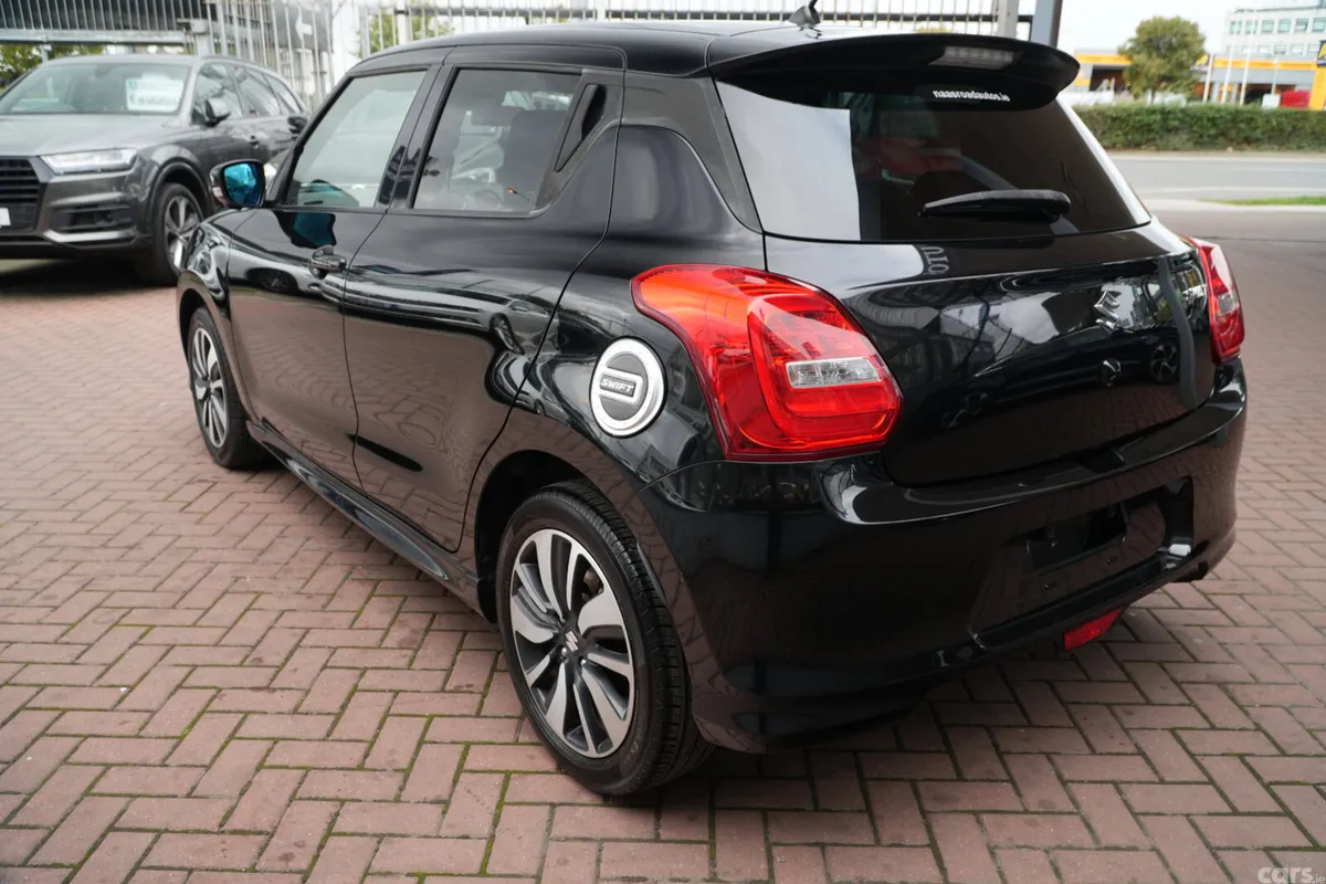 Suzuki Swift Hatchback, Petrol, 2019, Black