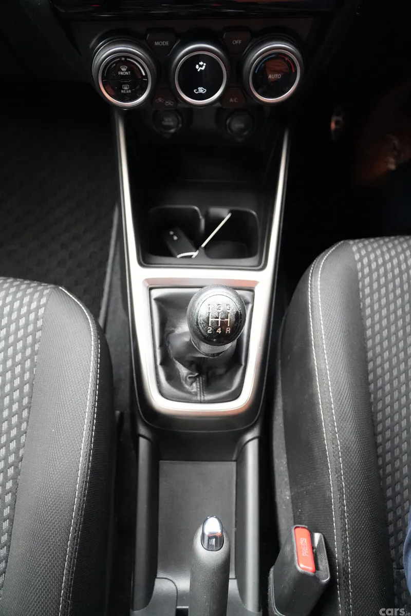 Suzuki Swift Hatchback, Petrol, 2019, Black
