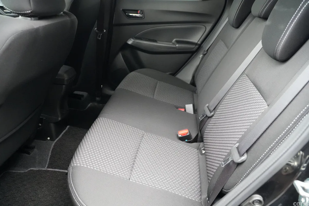 Suzuki Swift Hatchback, Petrol, 2019, Black