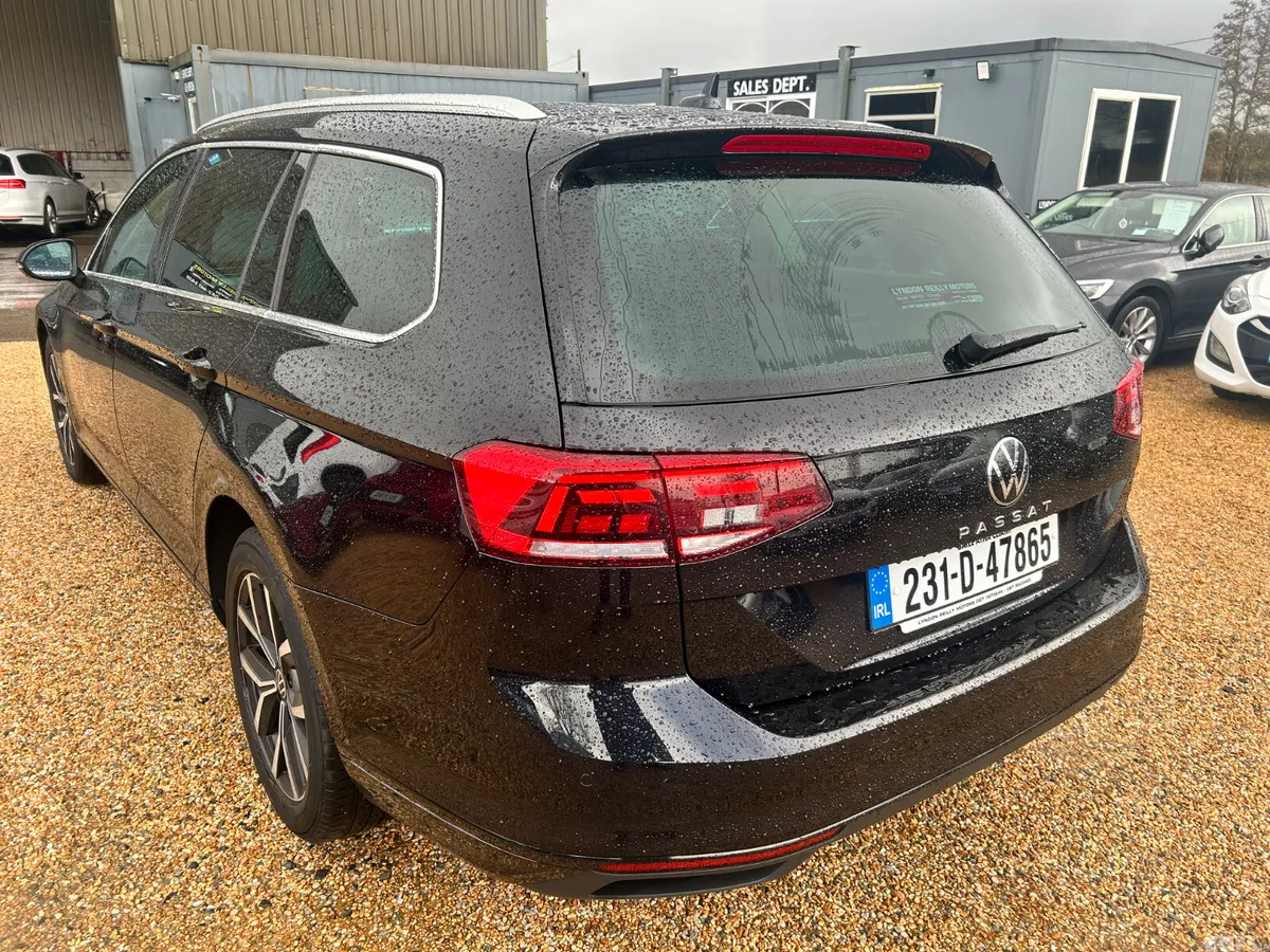 Volkswagen Passat Estate, Diesel, 2023, Black