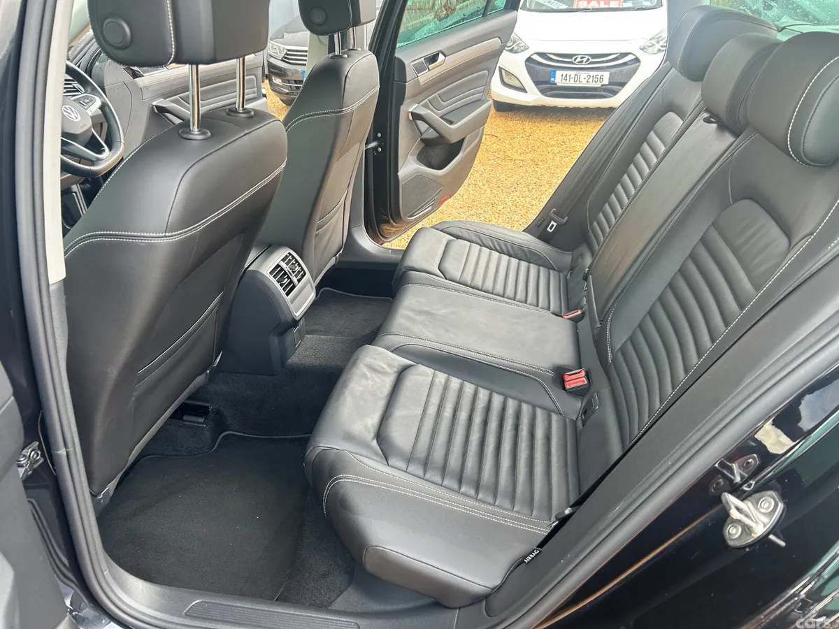 Volkswagen Passat Estate, Diesel, 2023, Black
