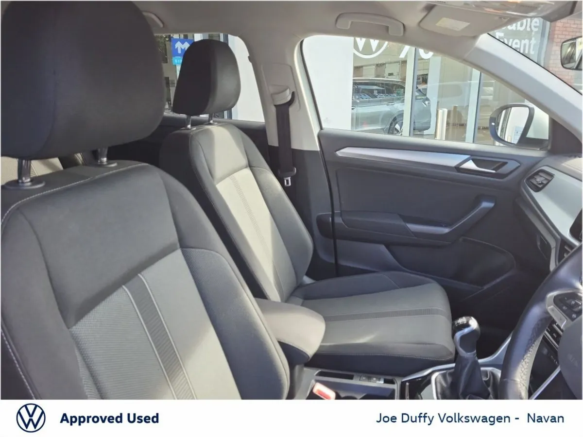 Volkswagen T-Roc SUV, Petrol, 2023, White