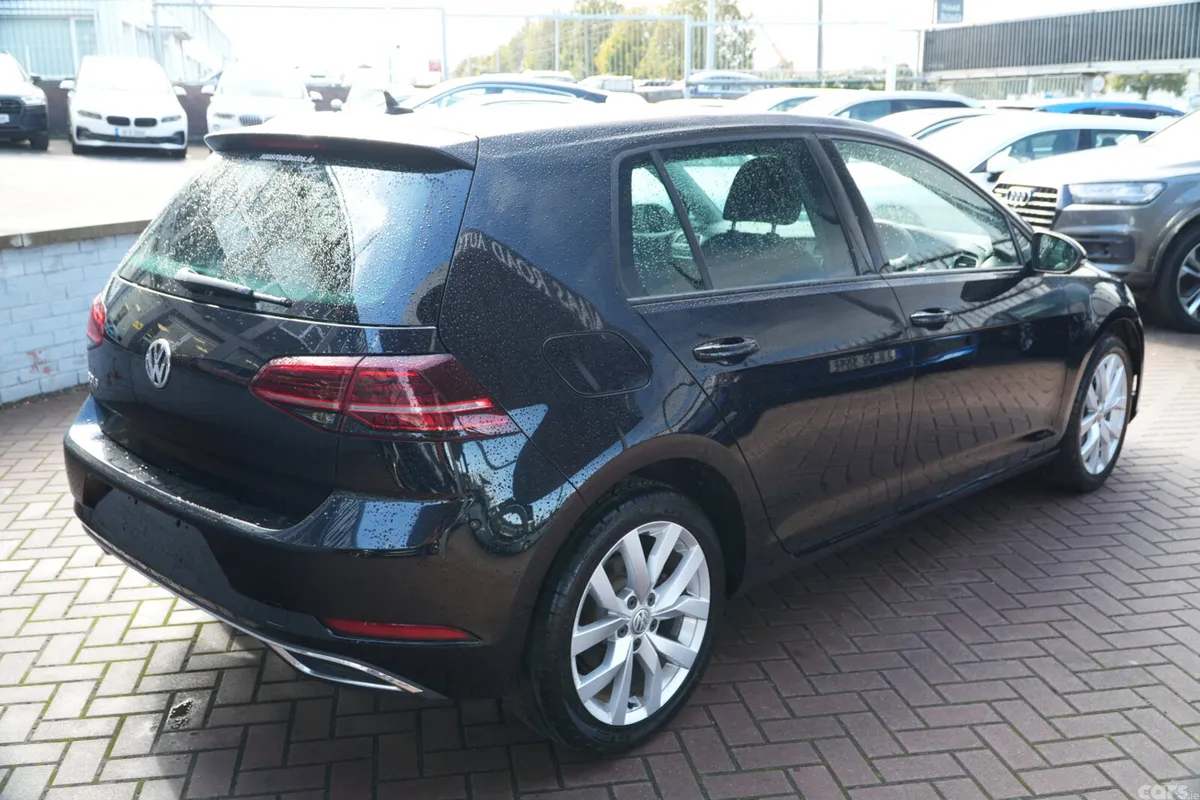Volkswagen Golf Hatchback, Petrol, 2018, Black