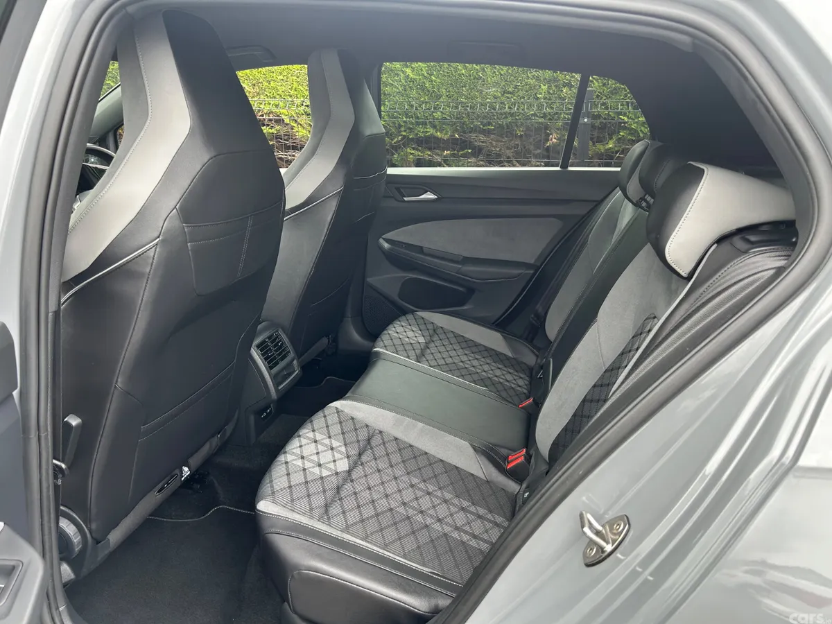 Volkswagen Golf Hatchback, Petrol, 2022, Grey