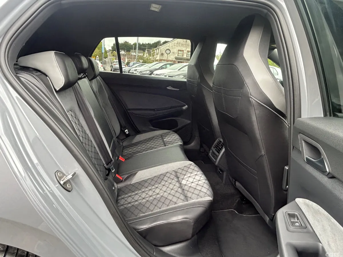 Volkswagen Golf Hatchback, Petrol, 2022, Grey