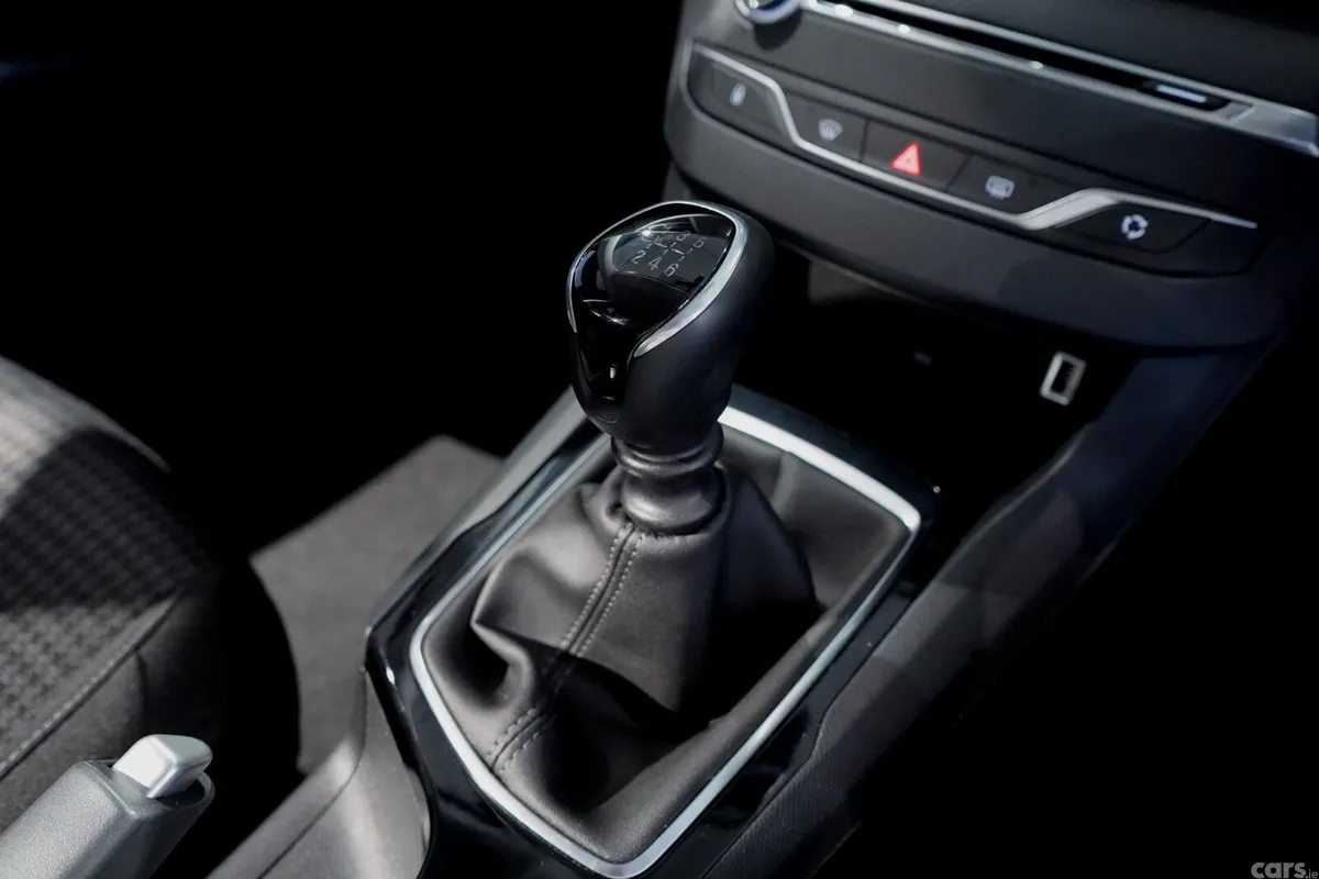 Peugeot 308 Hatchback, Petrol, 2020, Black