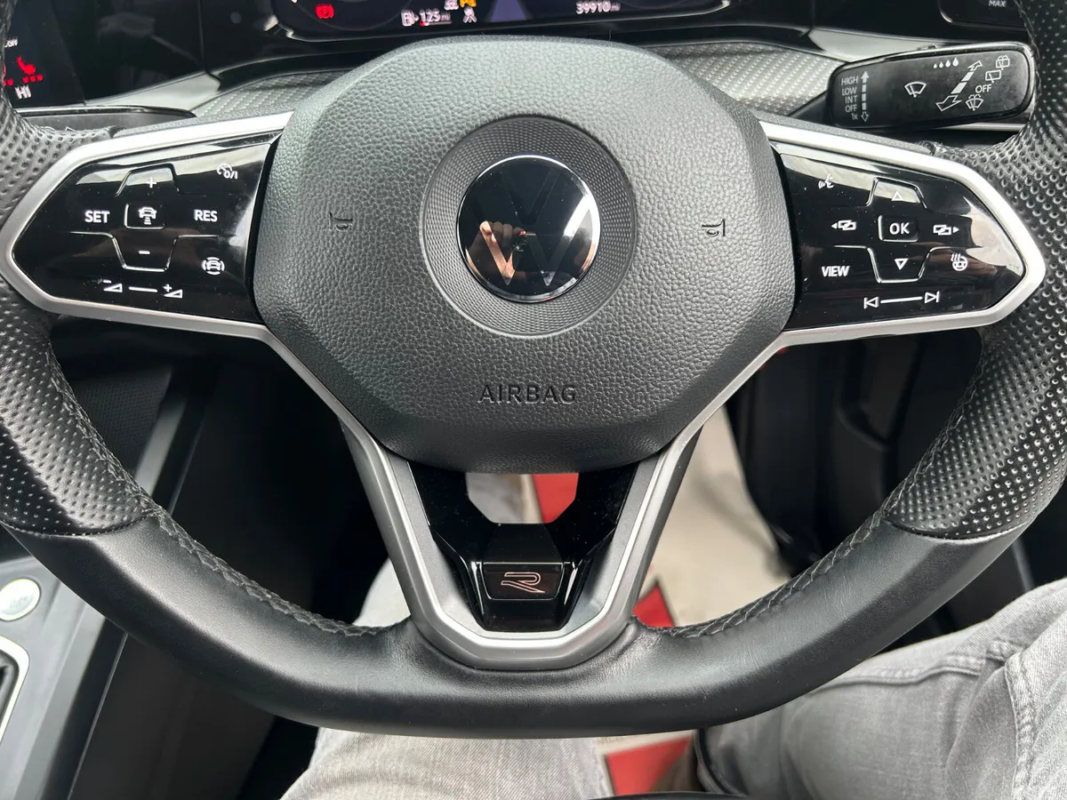 Volkswagen Golf Hatchback, Petrol, 2022, Grey
