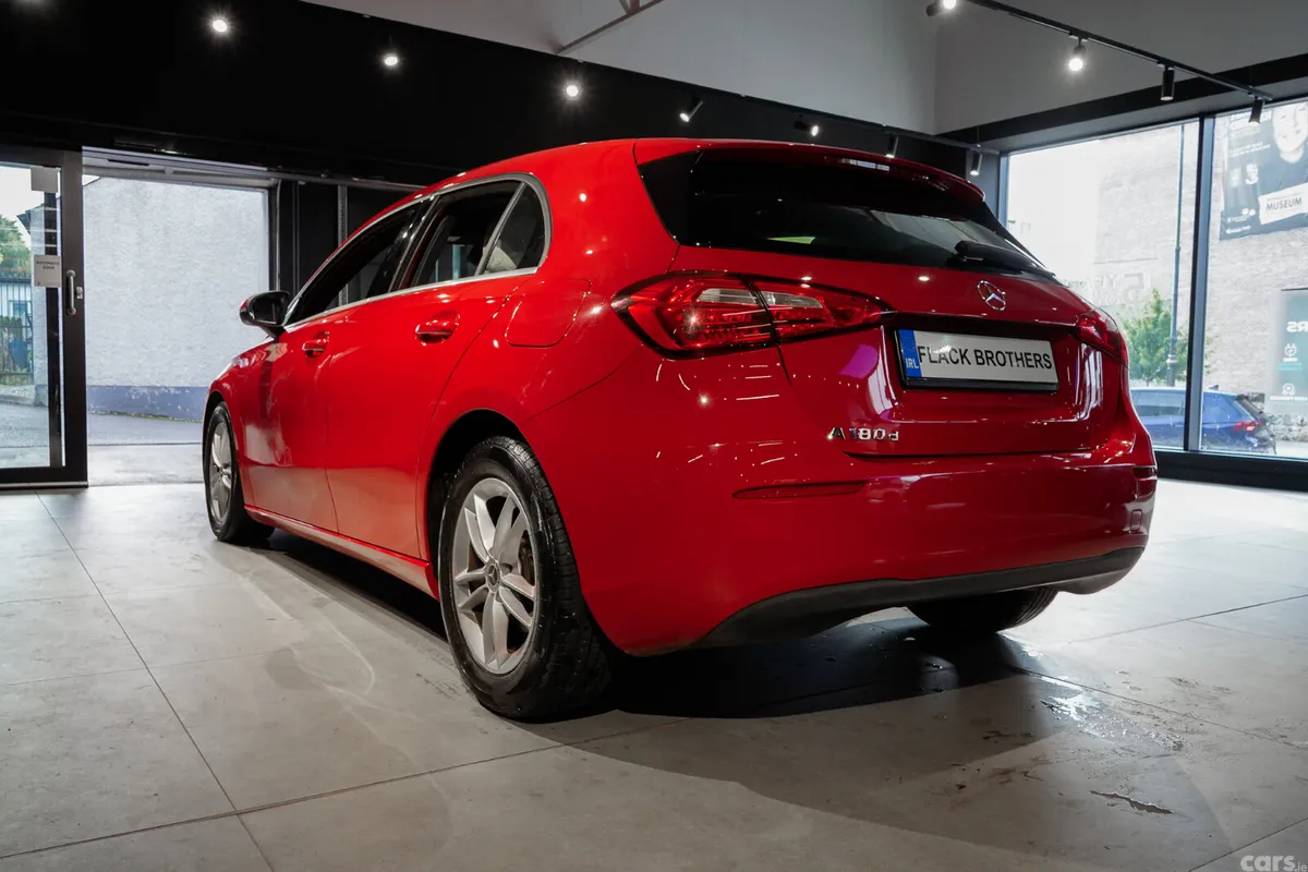 Mercedes-Benz A-Class Hatchback, Diesel, 2019, Red