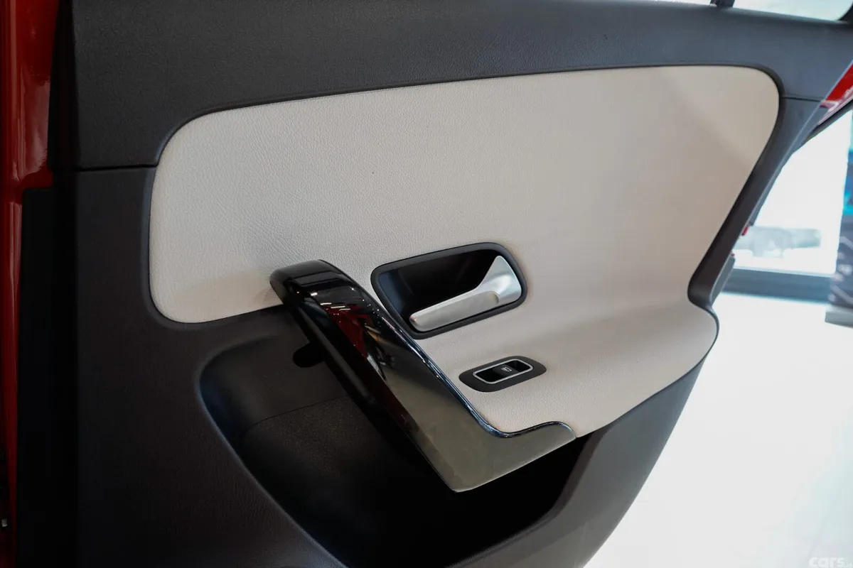 Mercedes-Benz A-Class Hatchback, Diesel, 2019, Red