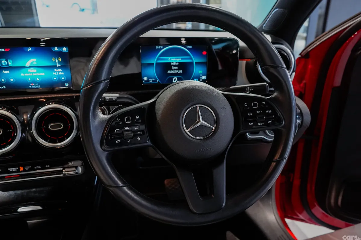 Mercedes-Benz A-Class Hatchback, Diesel, 2019, Red