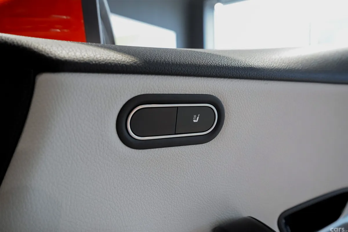 Mercedes-Benz A-Class Hatchback, Diesel, 2019, Red