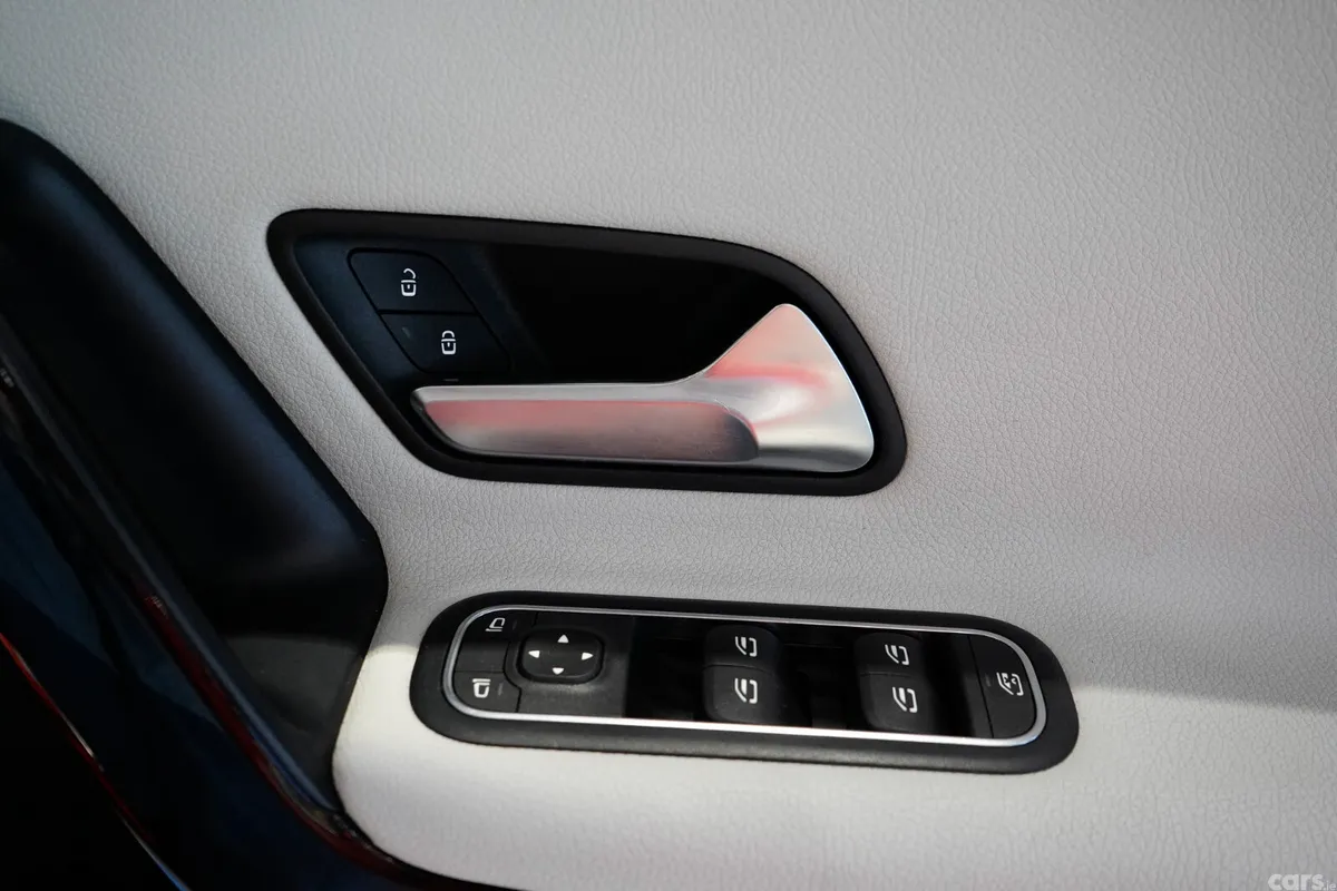 Mercedes-Benz A-Class Hatchback, Diesel, 2019, Red