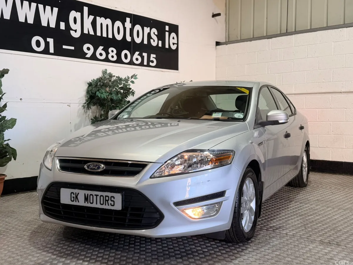Ford Mondeo Saloon, Diesel, 2013, Silver