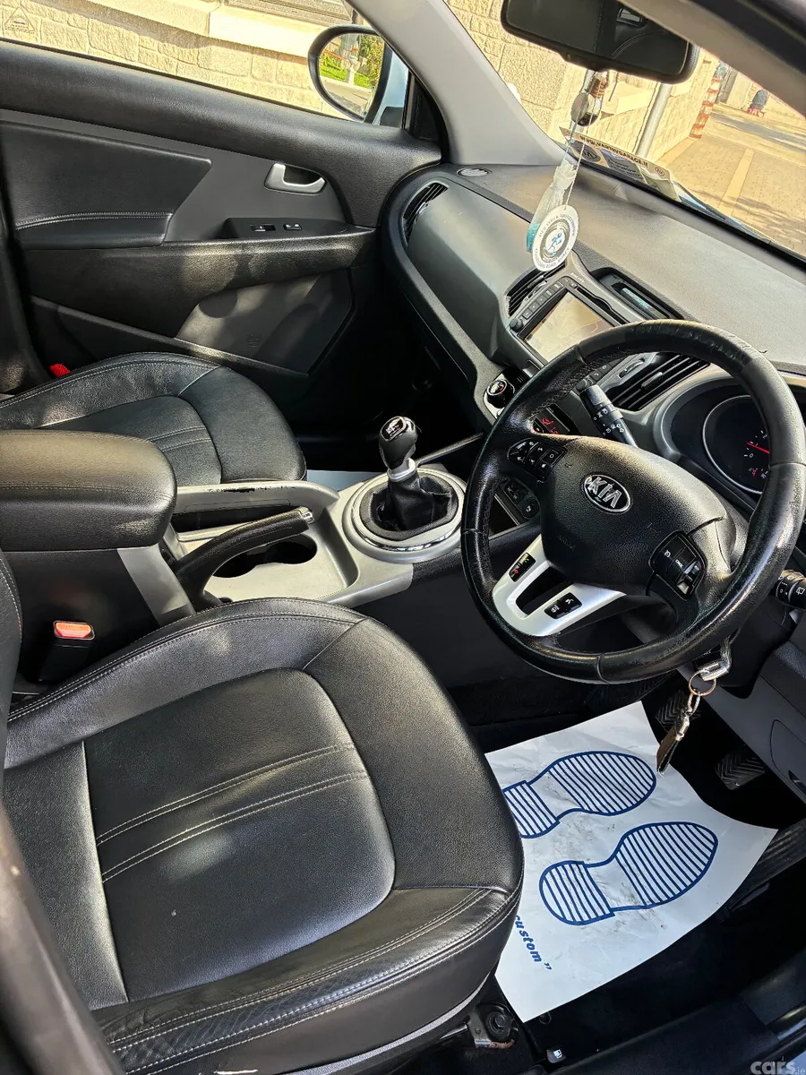 Kia Sportage SUV, Diesel, 2015, Black