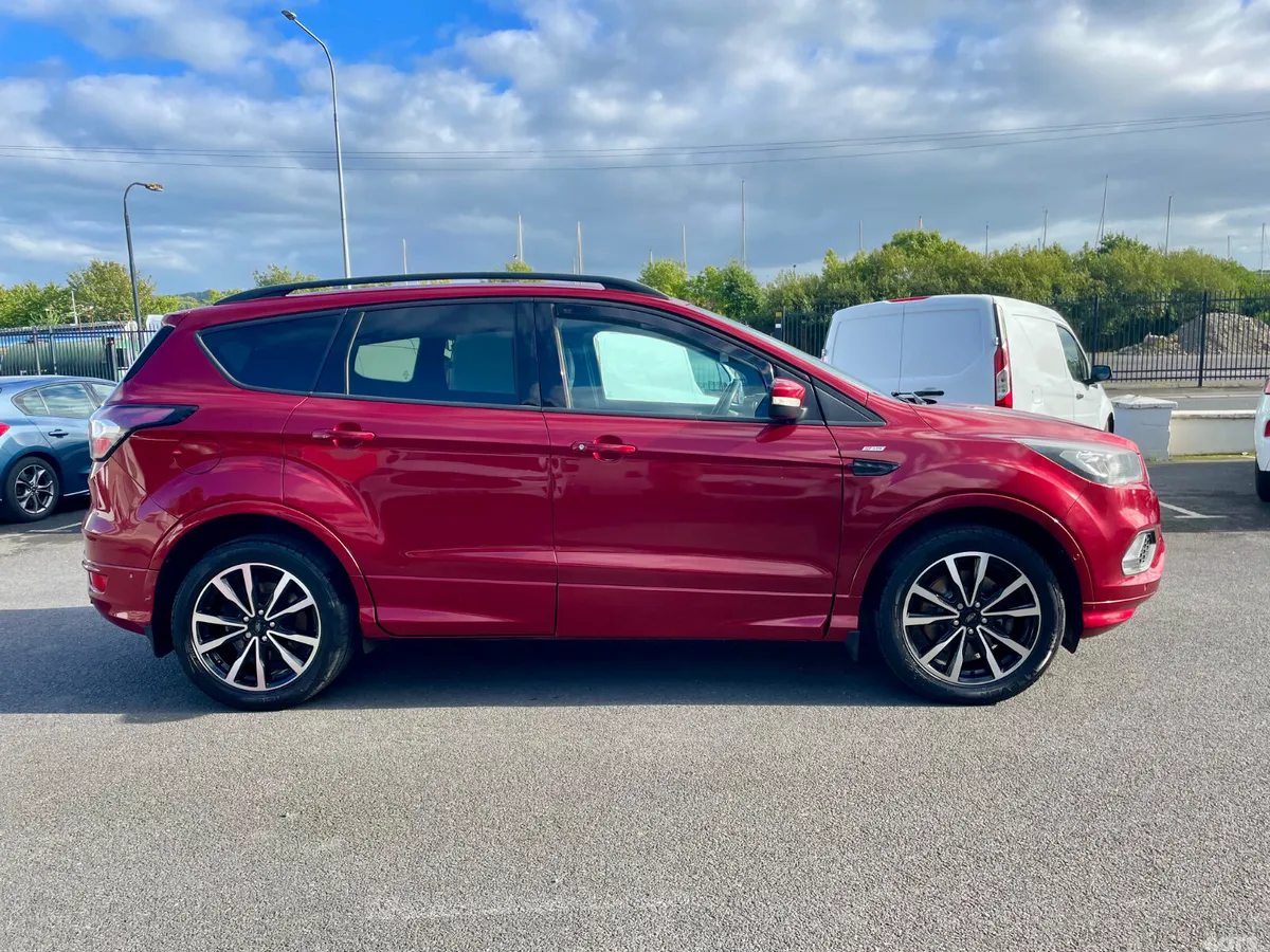 Ford Kuga SUV, Diesel, 2018, Red