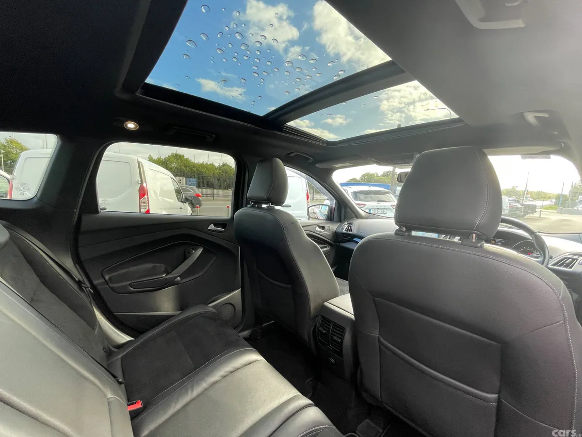 Ford Kuga SUV, Diesel, 2018, Red