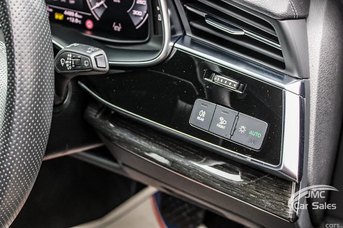 Audi Q7 SUV, Petrol Plug-in Hybrid, 2023, Blue