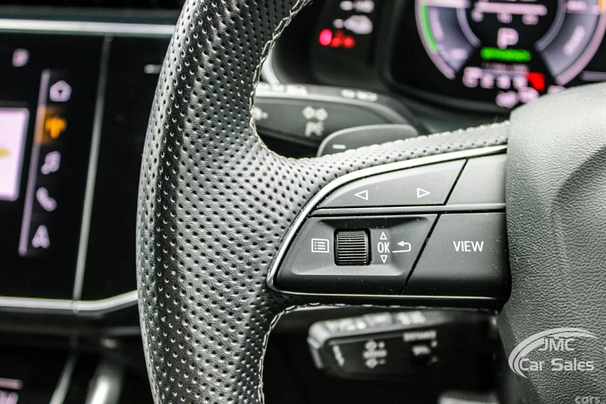 Audi Q7 SUV, Petrol Plug-in Hybrid, 2023, Blue