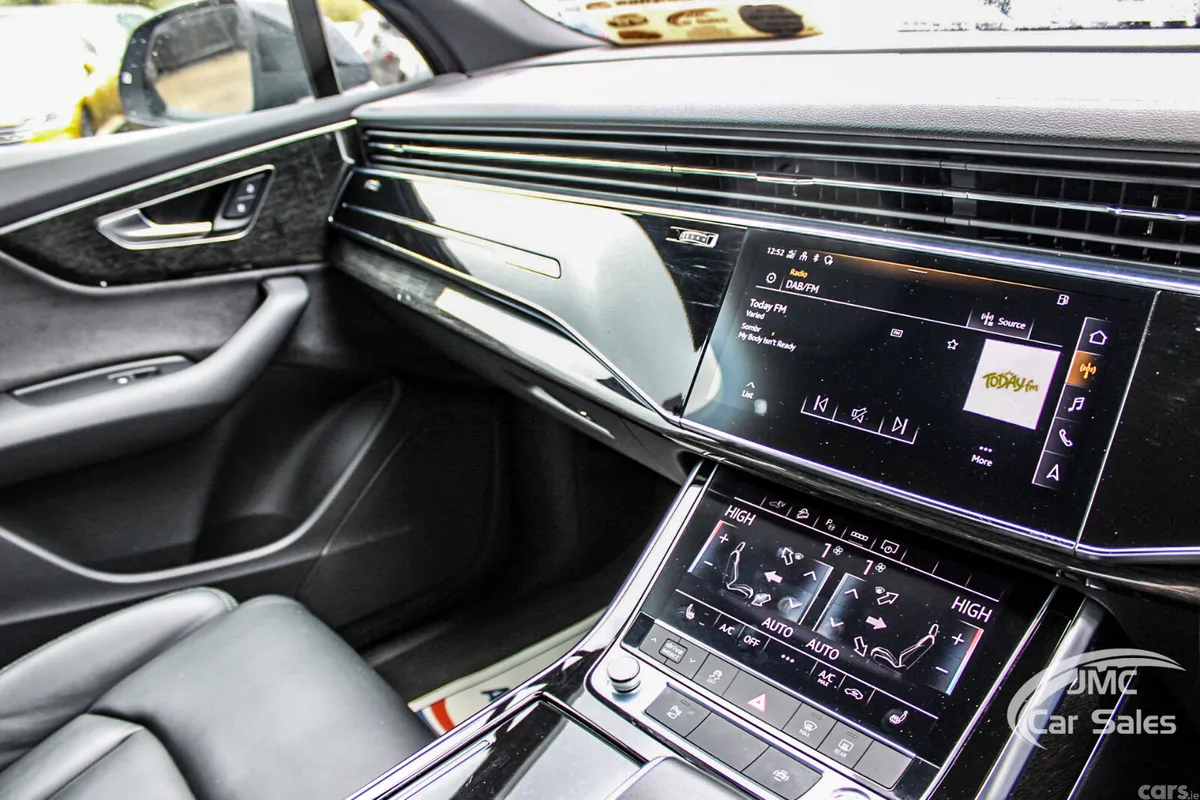 Audi Q7 SUV, Petrol Plug-in Hybrid, 2023, Blue