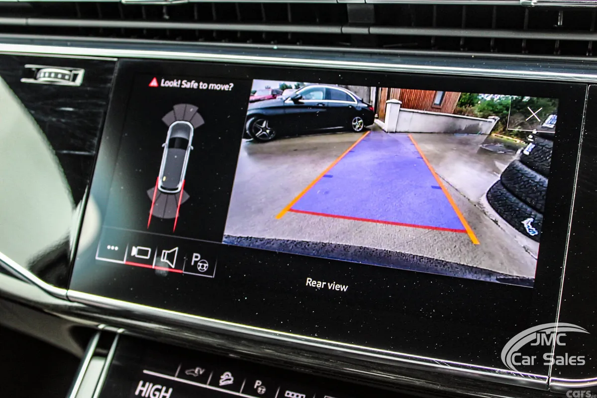 Audi Q7 SUV, Petrol Plug-in Hybrid, 2023, Blue