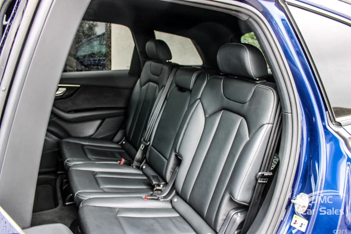 Audi Q7 SUV, Petrol Plug-in Hybrid, 2023, Blue