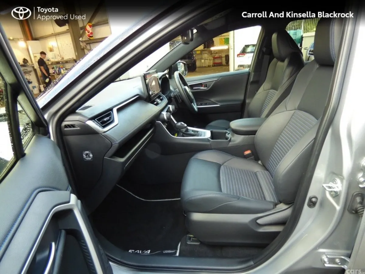 Toyota RAV4 SUV, Petrol Hybrid, 2024, Silver