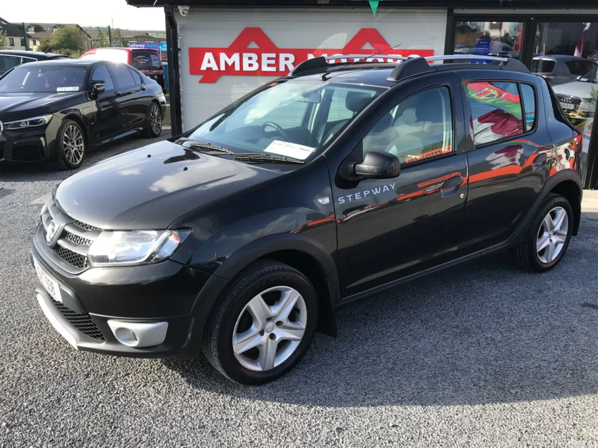 Dacia Sandero Stepway Hatchback, Diesel, 2015, Black