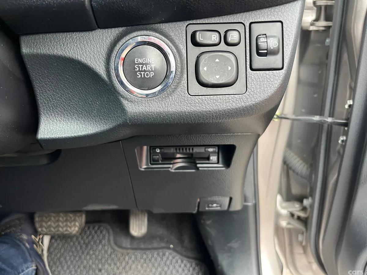 Toyota Vitz Hatchback, Petrol, 2019, Brown