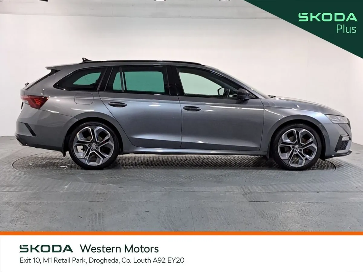 Skoda Octavia Estate, Diesel, 2024, Grey
