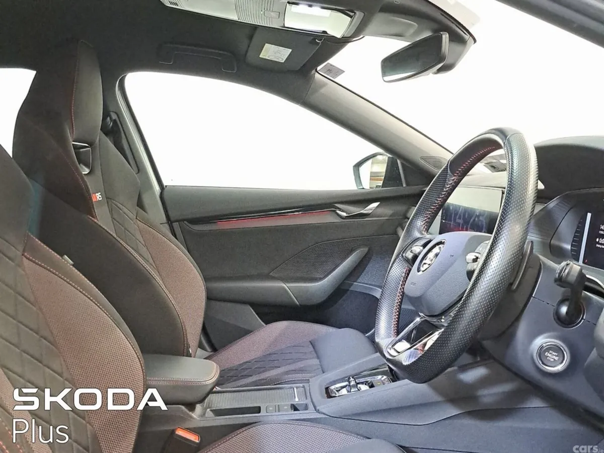Skoda Octavia Estate, Diesel, 2024, Grey