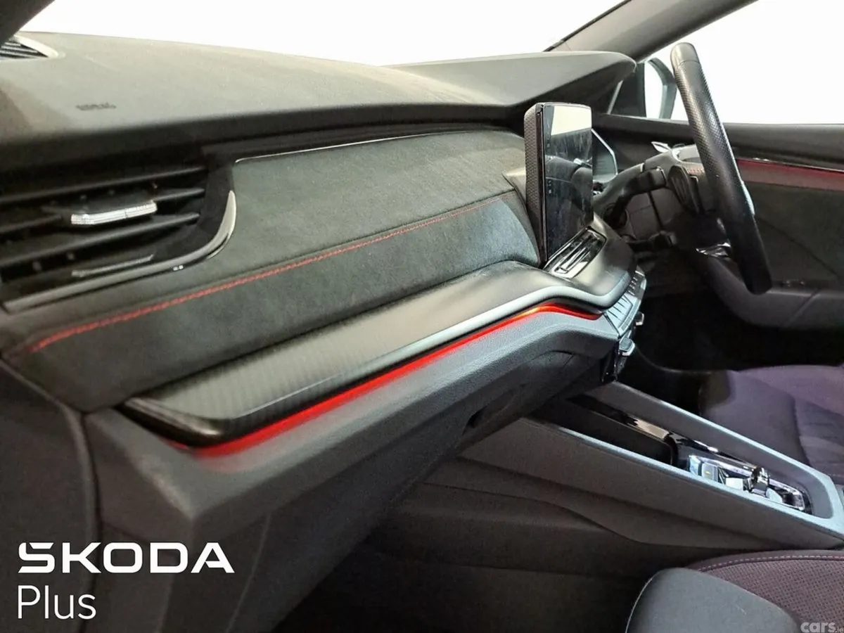 Skoda Octavia Estate, Diesel, 2024, Grey
