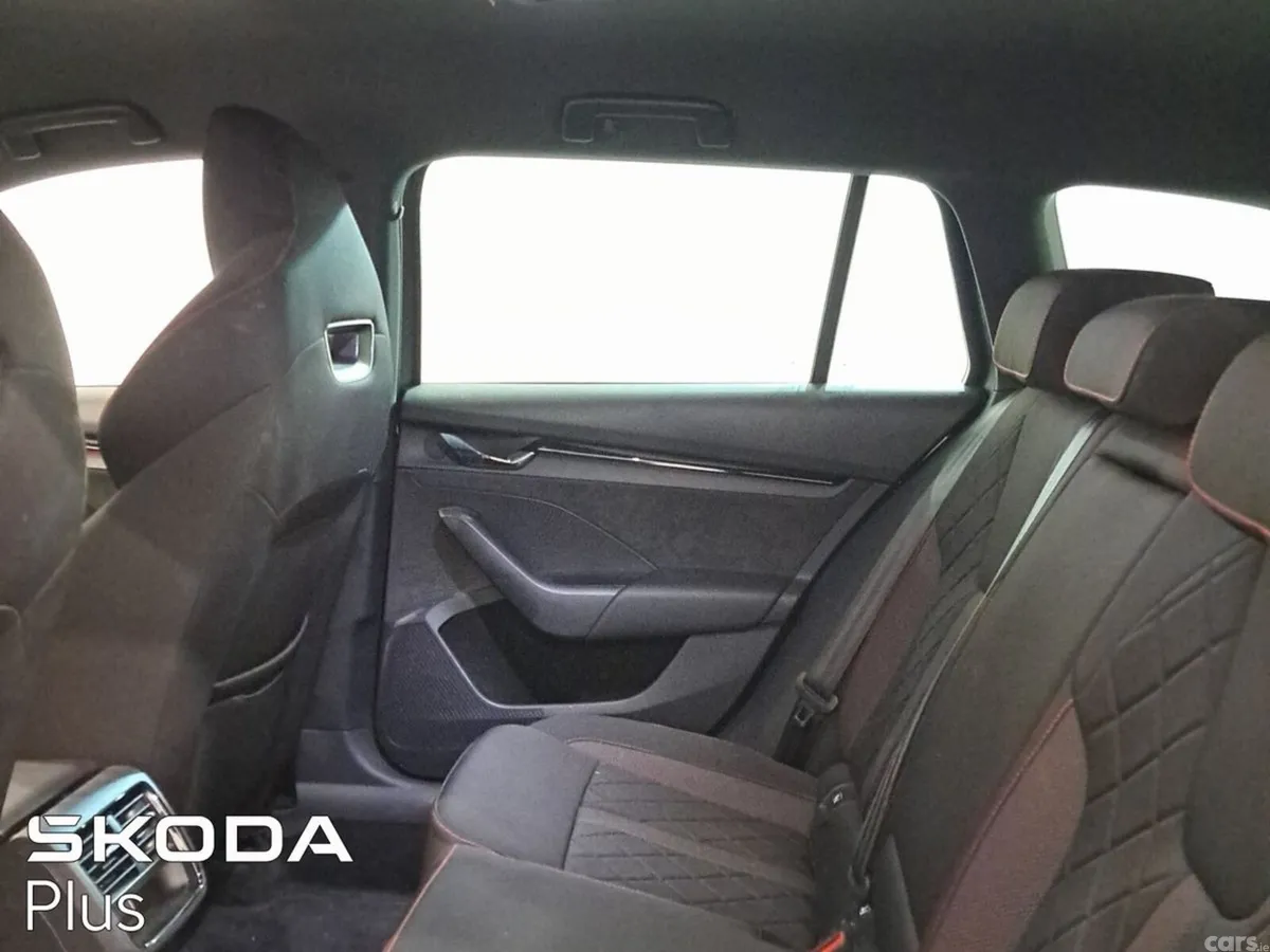 Skoda Octavia Estate, Diesel, 2024, Grey